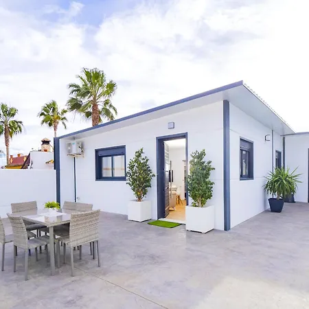 Cubo's Casa Soles & Football Field Vakantiehuis Fuengirola