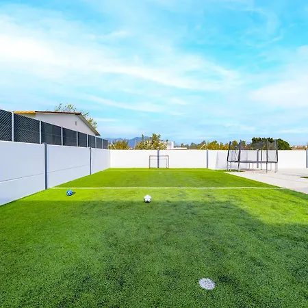 Cubo's Casa Soles & Football Field Vakantiehuis *