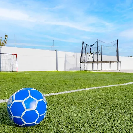 Cubo's Casa Soles & Football Field Vakantiehuis Fuengirola